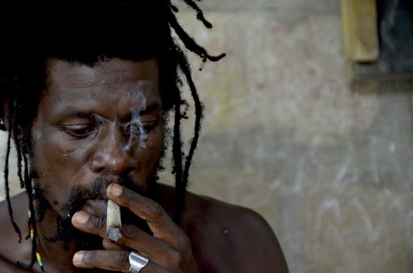 Chez les rastas du Ghana